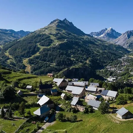 Croix Du Sud Valloire